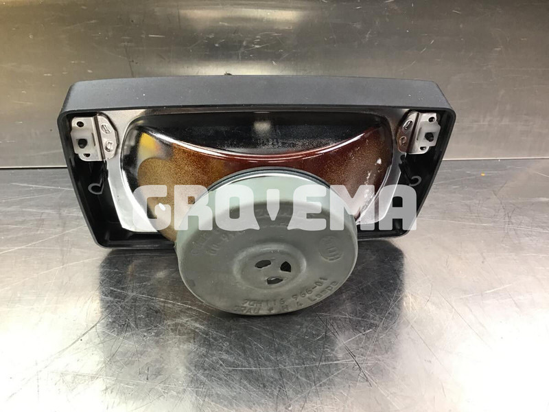 Liebherr R912 Li / R902 L - Fenerët: foto 2 Liebherr R912 Li / R902 L - Fenerët: foto 2