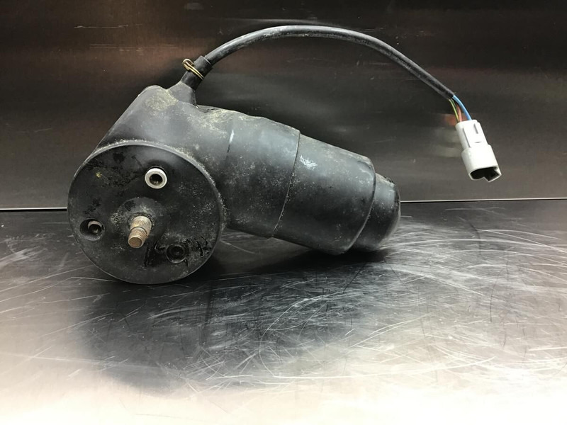 Liebherr R914STD / R914HDSL / R914B / R904 / A904 Li / A902 Li / A900B Li / A316 / A902 INDUSTRIAL / A932 Li / A912 Li / A924 li / A914 L - Fshirëse: foto 3 Liebherr R914STD / R914HDSL / R914B / R904 / A904 Li / A902 Li / A900B Li / A316 / A902 INDUSTRIAL / A932 Li / A912 Li / A924 li / A914 L - Fshirëse: foto 3