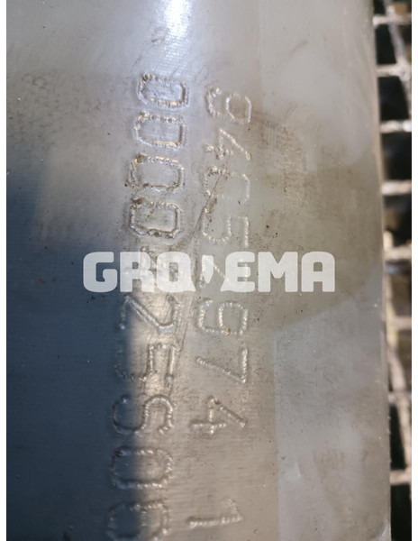 Liebherr R922 LC / R922 NLC / R922 SLC / R922 XLC - Cilindri hidraulik: foto 2 Liebherr R922 LC / R922 NLC / R922 SLC / R922 XLC - Cilindri hidraulik: foto 2