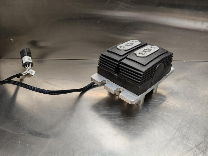 Liebherr R922 / R924 / R934 / R926 - Sistemi elektrik: foto 3 Liebherr R922 / R924 / R934 / R926 - Sistemi elektrik: foto 3