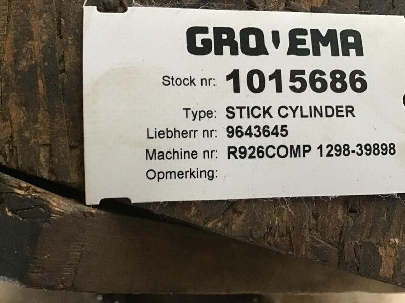 Liebherr R926 COMP / R926 K-LC / R924 COMPACT - Cilindri hidraulik: foto 2 Liebherr R926 COMP / R926 K-LC / R924 COMPACT - Cilindri hidraulik: foto 2