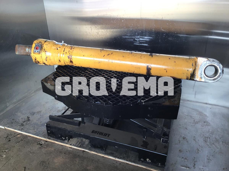 Liebherr R944 / R944B - Cilindri hidraulik: foto 1 Liebherr R944 / R944B - Cilindri hidraulik: foto 1