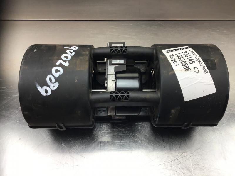 Liebherr R946 LC / R946 NLC / R956 / R976 / R926 LC / R920 / R920 LC - Ventilator i brendshëm: foto 2 Liebherr R946 LC / R946 NLC / R956 / R976 / R926 LC / R920 / R920 LC - Ventilator i brendshëm: foto 2