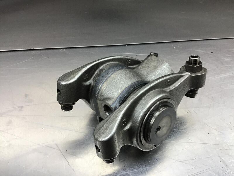 Liebherr Rocker arm bracket - Motori dhe pjesë këmbimi: foto 1 Liebherr Rocker arm bracket - Motori dhe pjesë këmbimi: foto 1