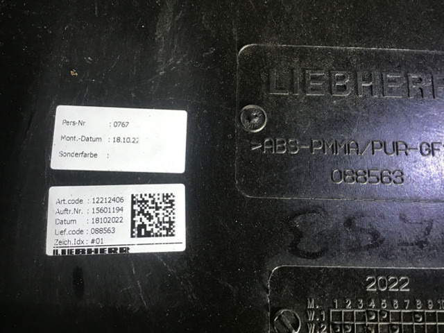 Liebherr Side Door Right Front - Derë dhe pjesë këmbimi: foto 1 Liebherr Side Door Right Front - Derë dhe pjesë këmbimi: foto 1