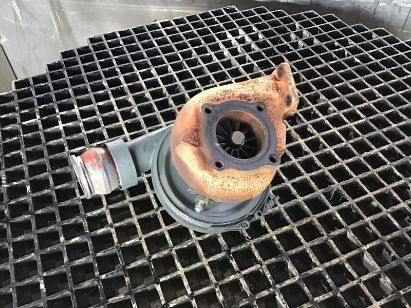 Liebherr Turbo Charger - Turbo: foto 3 Liebherr Turbo Charger - Turbo: foto 3
