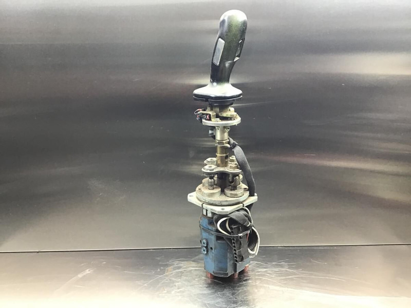 Rexroth Pilot Control Unit - Leva e marsheve: foto 2 Rexroth Pilot Control Unit - Leva e marsheve: foto 2