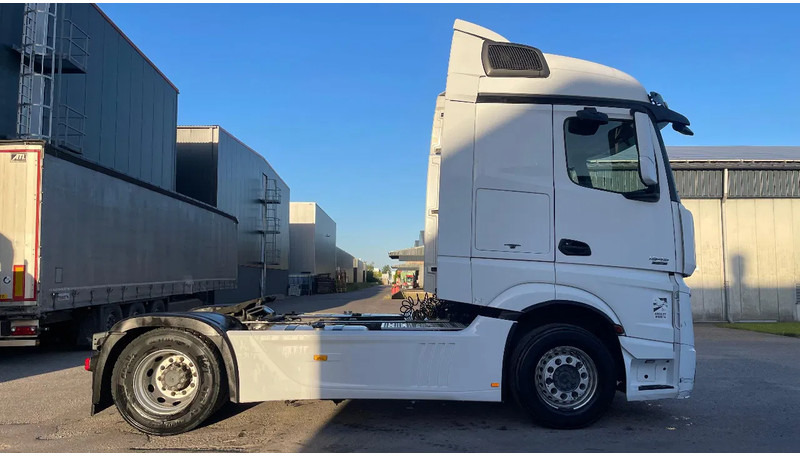 Mercedes-Benz Actros 1945 - Gjysmë-kamion: foto 4 Mercedes-Benz Actros 1945 - Gjysmë-kamion: foto 4