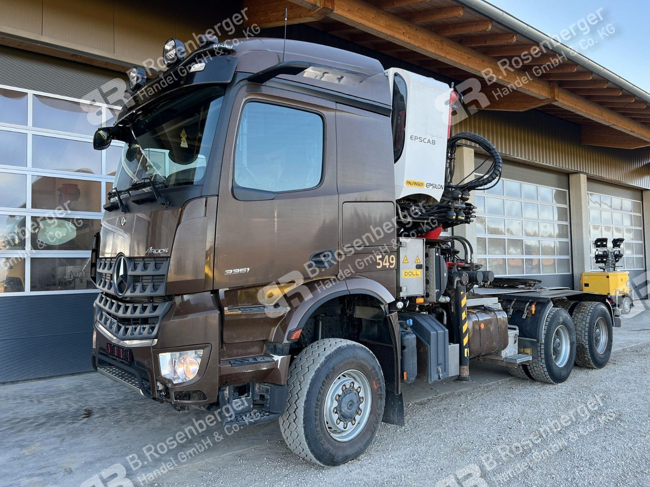 Mercedes-Benz Arocs 3351 6x6 Palfinger Epsilon S260Z96 - Kamion për transport druri, Kamion me vinç: foto 4 Mercedes-Benz Arocs 3351 6x6 Palfinger Epsilon S260Z96 - Kamion për transport druri, Kamion me vinç: foto 4