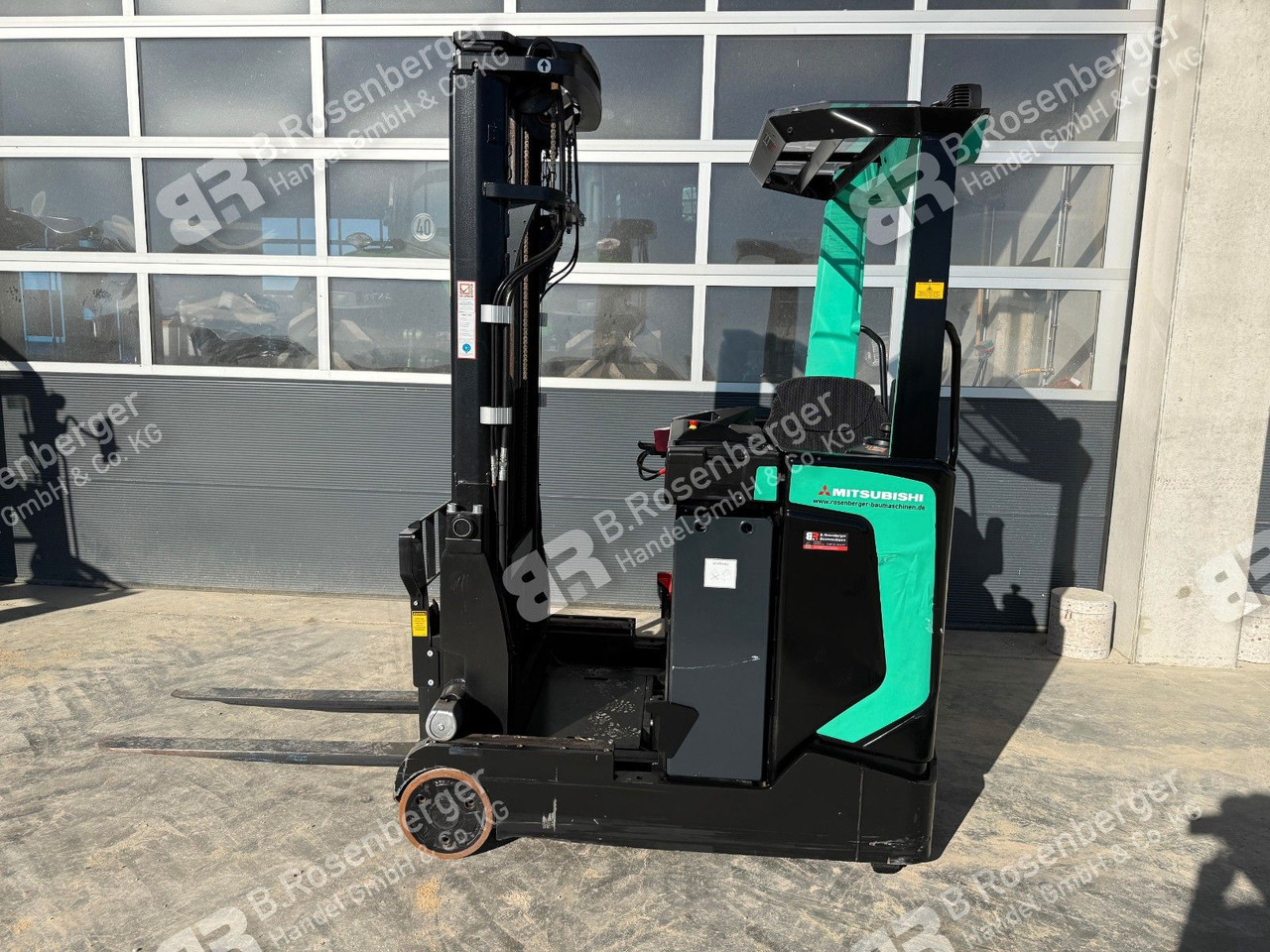 Mitsubishi RB14N2S Schubmaststapler / nur 200h/ BJ2020 - Pirun ritërheqës: foto 2 Mitsubishi RB14N2S Schubmaststapler / nur 200h/ BJ2020 - Pirun ritërheqës: foto 2
