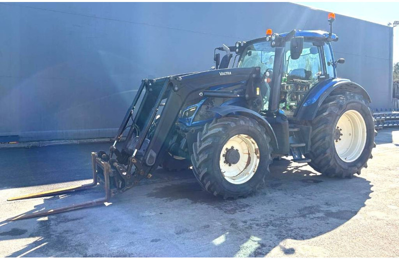 Valtra N 174 Smart Touch - Traktor: foto 1 Valtra N 174 Smart Touch - Traktor: foto 1