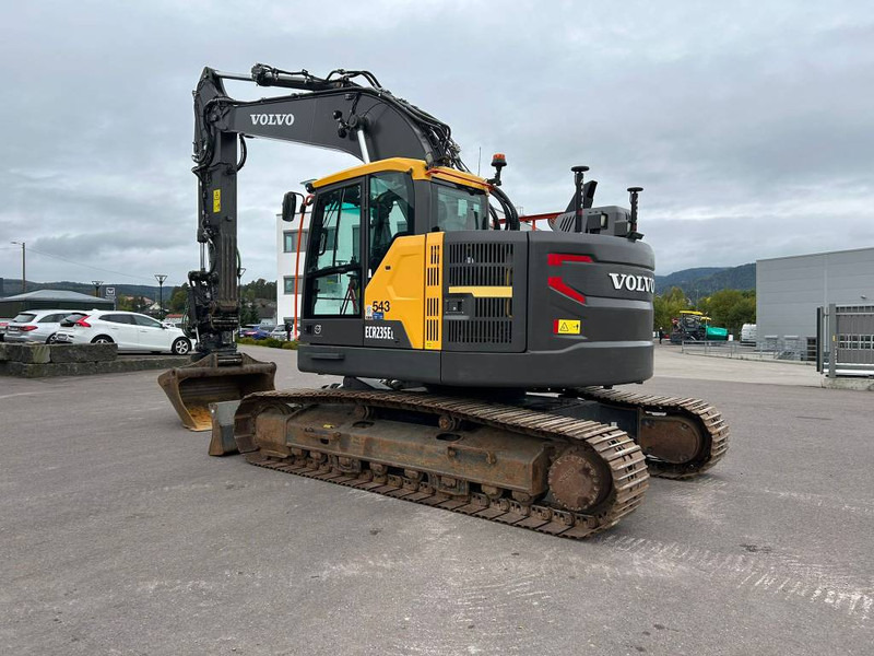 Volvo ECR 235 EL - Ekskavator me zinxhirë: foto 2 Volvo ECR 235 EL - Ekskavator me zinxhirë: foto 2
