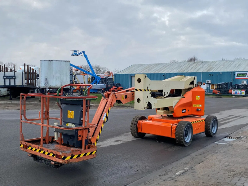 JLG E450AJ - Krah me çernjerë: foto 4 JLG E450AJ - Krah me çernjerë: foto 4