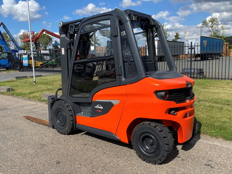 Linde H30D-01 - Pirun më naftë: foto 5 Linde H30D-01 - Pirun më naftë: foto 5