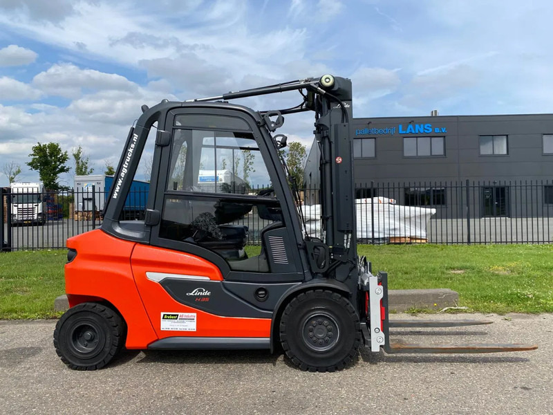 Linde H35D-01 - Pirun më naftë: foto 1 Linde H35D-01 - Pirun më naftë: foto 1