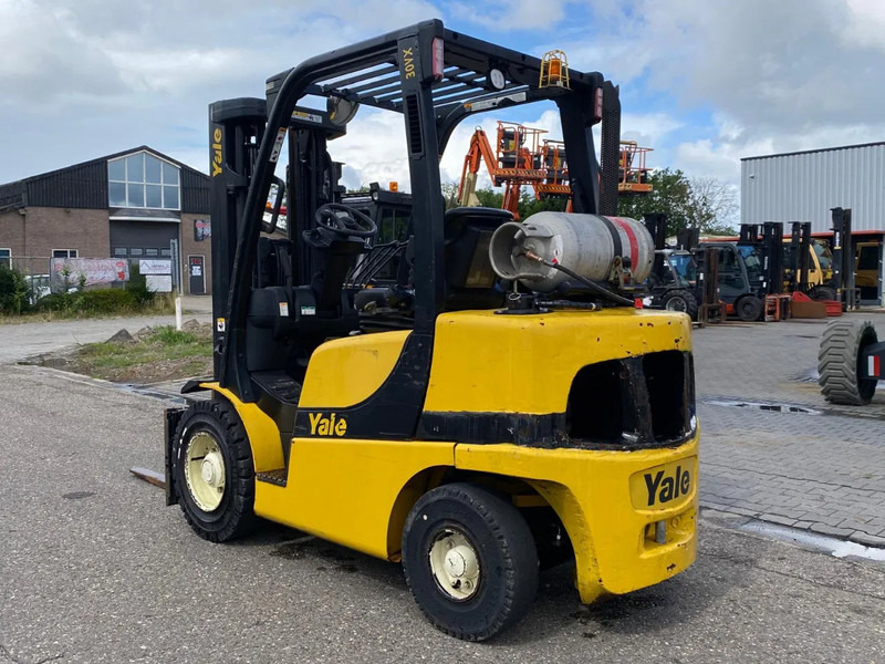 Yale GLP30VXE195 - Pirun më gaz: foto 4 Yale GLP30VXE195 - Pirun më gaz: foto 4