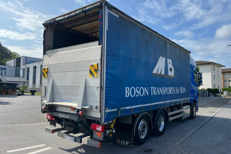 DAF XF510 6x2 - Kamion me tendë: foto 5 DAF XF510 6x2 - Kamion me tendë: foto 5