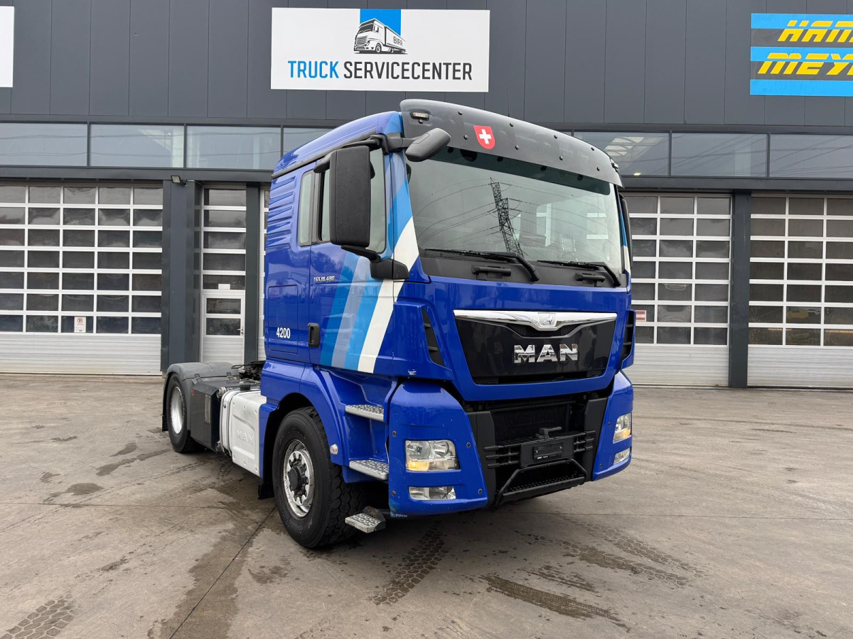 MAN TGX 18.480 4x4H Hydraulik&Kompressor - Gjysmë-kamion: foto 3 MAN TGX 18.480 4x4H Hydraulik&Kompressor - Gjysmë-kamion: foto 3