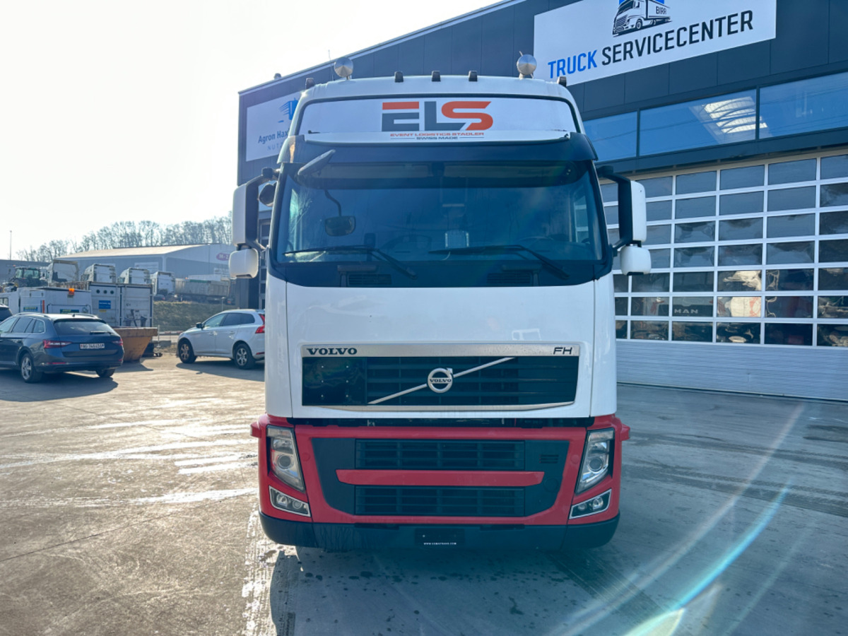 VOLVO FH-420 4x2 Lowdeck - Gjysmë-kamion: foto 2 VOLVO FH-420 4x2 Lowdeck - Gjysmë-kamion: foto 2
