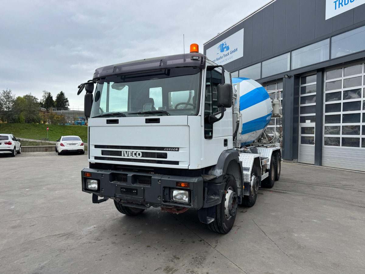 IVECO 440 Cursor 8x4 Liebherr - Autobetoniere: foto 1 IVECO 440 Cursor 8x4 Liebherr - Autobetoniere: foto 1