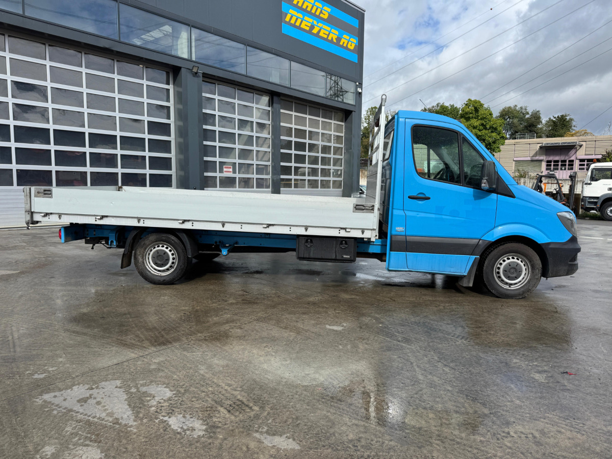 MERCEDES Sprinter 316 CDI - Kamioncine me karroceri: foto 3 MERCEDES Sprinter 316 CDI - Kamioncine me karroceri: foto 3