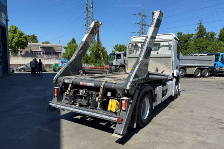 Mercedes-Benz Actros 1843 4x2 Trösch - Kamion vetëshkarkues: foto 5 Mercedes-Benz Actros 1843 4x2 Trösch - Kamion vetëshkarkues: foto 5