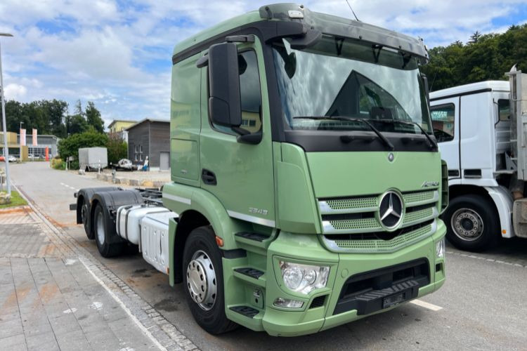 Mercedes-Benz Actros 2543 6x2 - Kamion kabinë-shasi: foto 4 Mercedes-Benz Actros 2543 6x2 - Kamion kabinë-shasi: foto 4