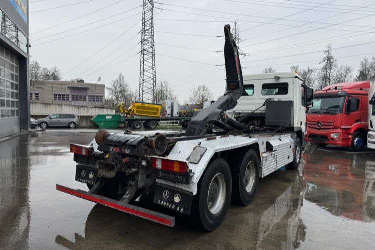 Mercedes-Benz Actros 2644 6x4 Hiab - Kamion vetëngarkues: foto 5 Mercedes-Benz Actros 2644 6x4 Hiab - Kamion vetëngarkues: foto 5