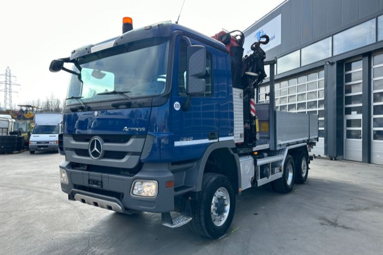Mercedes-Benz Actros 2648 6x4/4 Fassi455 SZM/Pritsche - Kamion me vinç, Kamion me karroceri të hapur: foto 1 Mercedes-Benz Actros 2648 6x4/4 Fassi455 SZM/Pritsche - Kamion me vinç, Kamion me karroceri të hapur: foto 1
