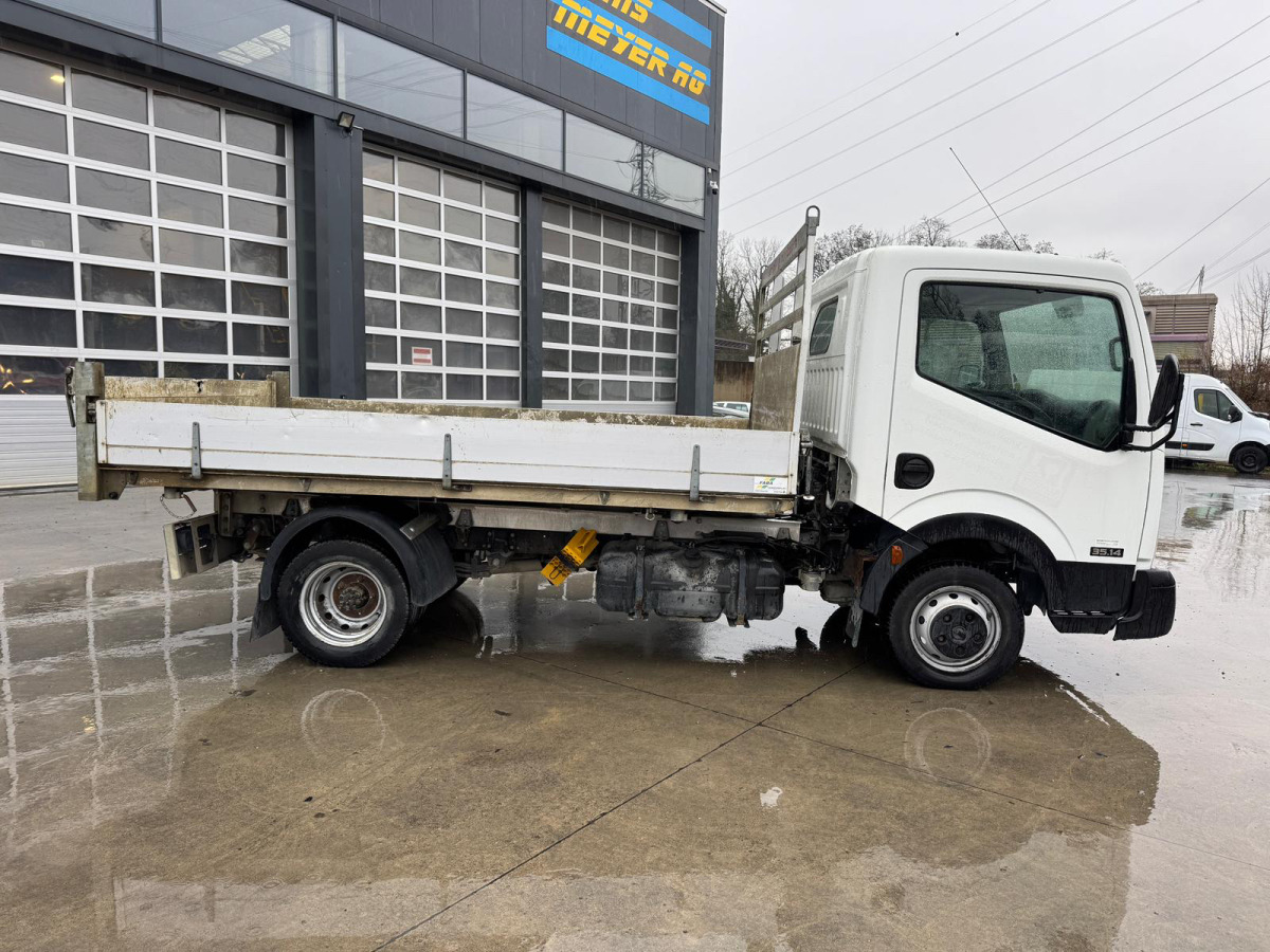NISSAN Cabstar 35.14 4x2 Kipper - Kamion vetëshkarkues: foto 4 NISSAN Cabstar 35.14 4x2 Kipper - Kamion vetëshkarkues: foto 4