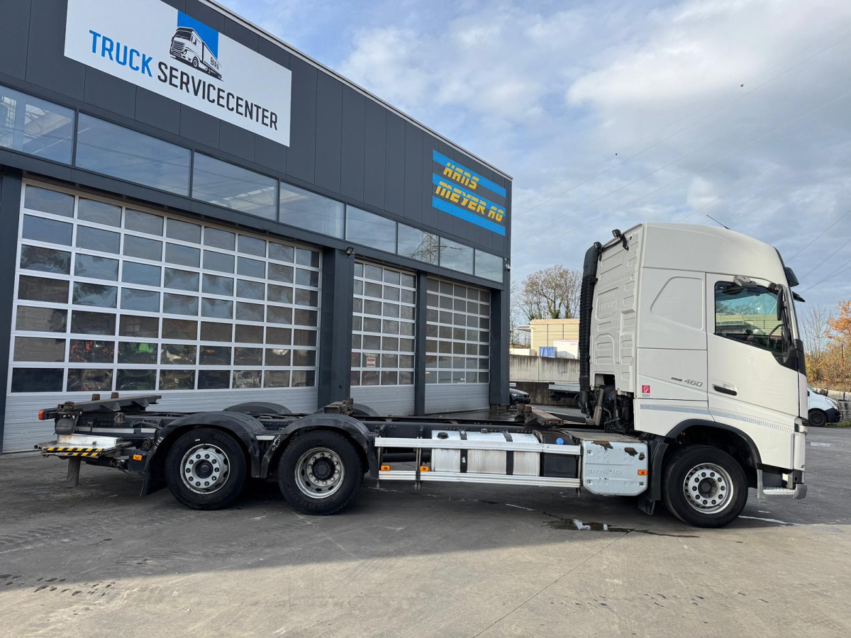 VOLVO FH-460 6x2 BDF - Transportjer kontejnerësh/ Kamion me karroceri të çmontueshme: foto 4 VOLVO FH-460 6x2 BDF - Transportjer kontejnerësh/ Kamion me karroceri të çmontueshme: foto 4