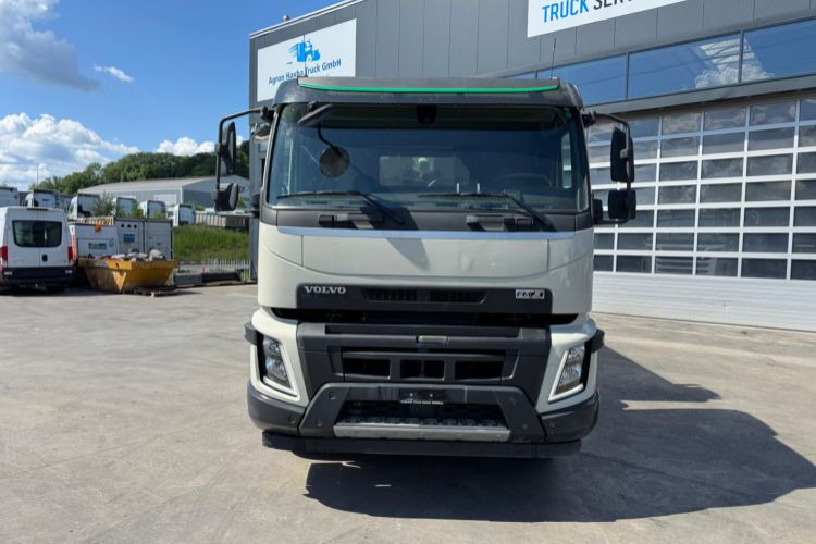 Volvo FMX-460 10x4 Rückwärtskipper - Kamion vetëshkarkues: foto 2 Volvo FMX-460 10x4 Rückwärtskipper - Kamion vetëshkarkues: foto 2