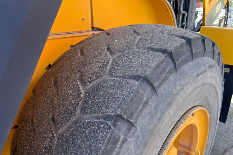 Volvo L180H - Fadrom me goma: foto 3 Volvo L180H - Fadrom me goma: foto 3