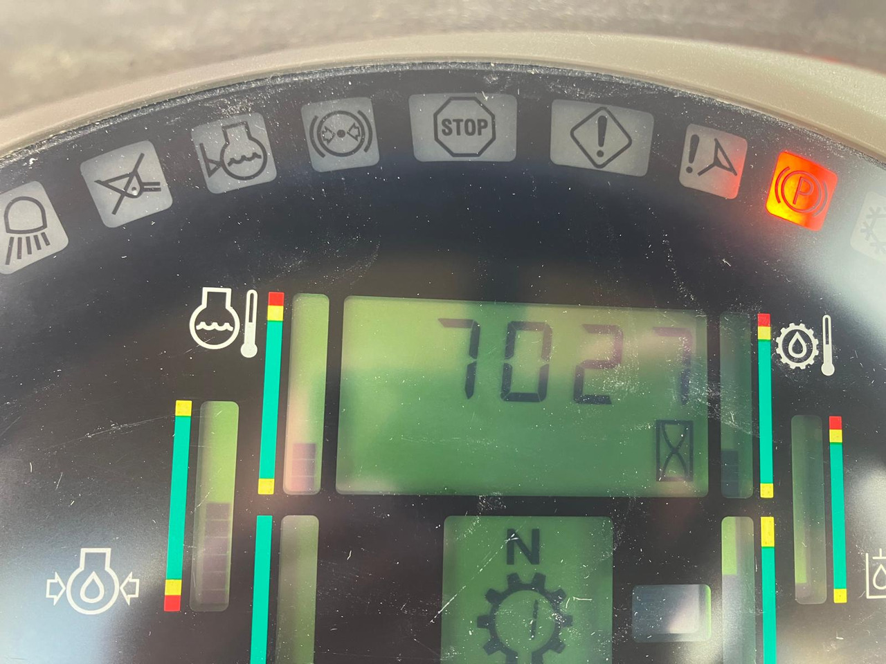 CASE 821C - Fadrom me goma: foto 4 CASE 821C - Fadrom me goma: foto 4