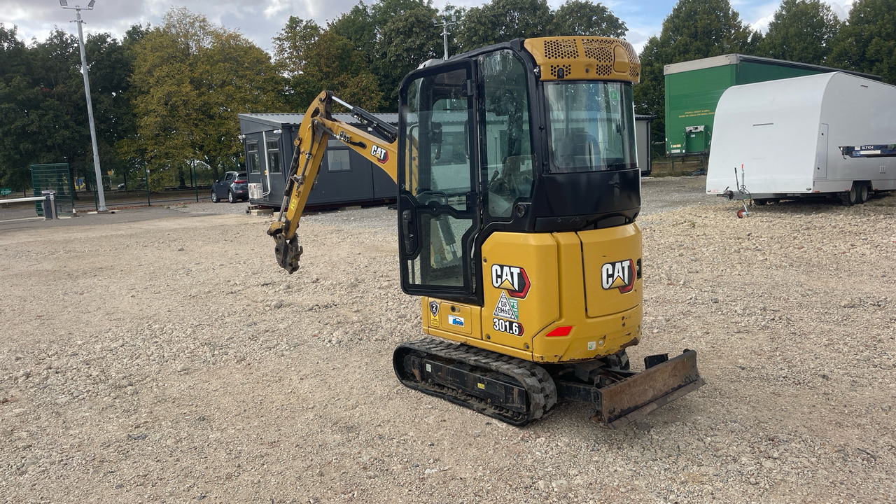 CATERPILLAR 301.6 - Miniekskavator: foto 4 CATERPILLAR 301.6 - Miniekskavator: foto 4