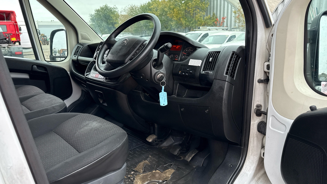 CITROEN RELAY 35 2.2 BlueHDi 140ps - Furgon frigorifer: foto 5 CITROEN RELAY 35 2.2 BlueHDi 140ps - Furgon frigorifer: foto 5