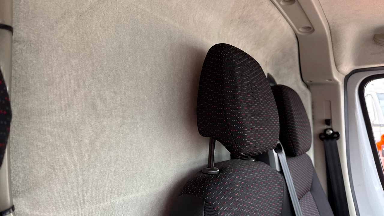 Furgon frigorifer CITROEN RELAY 35 2.2 BlueHDi 140ps: foto 14 Furgon frigorifer CITROEN RELAY 35 2.2 BlueHDi 140ps: foto 14