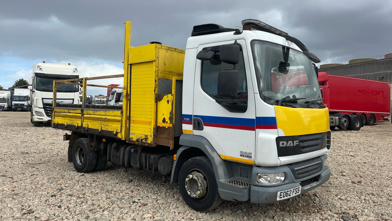 DAF LF 45.180 - Kamion me karroceri të hapur: foto 1 DAF LF 45.180 - Kamion me karroceri të hapur: foto 1
