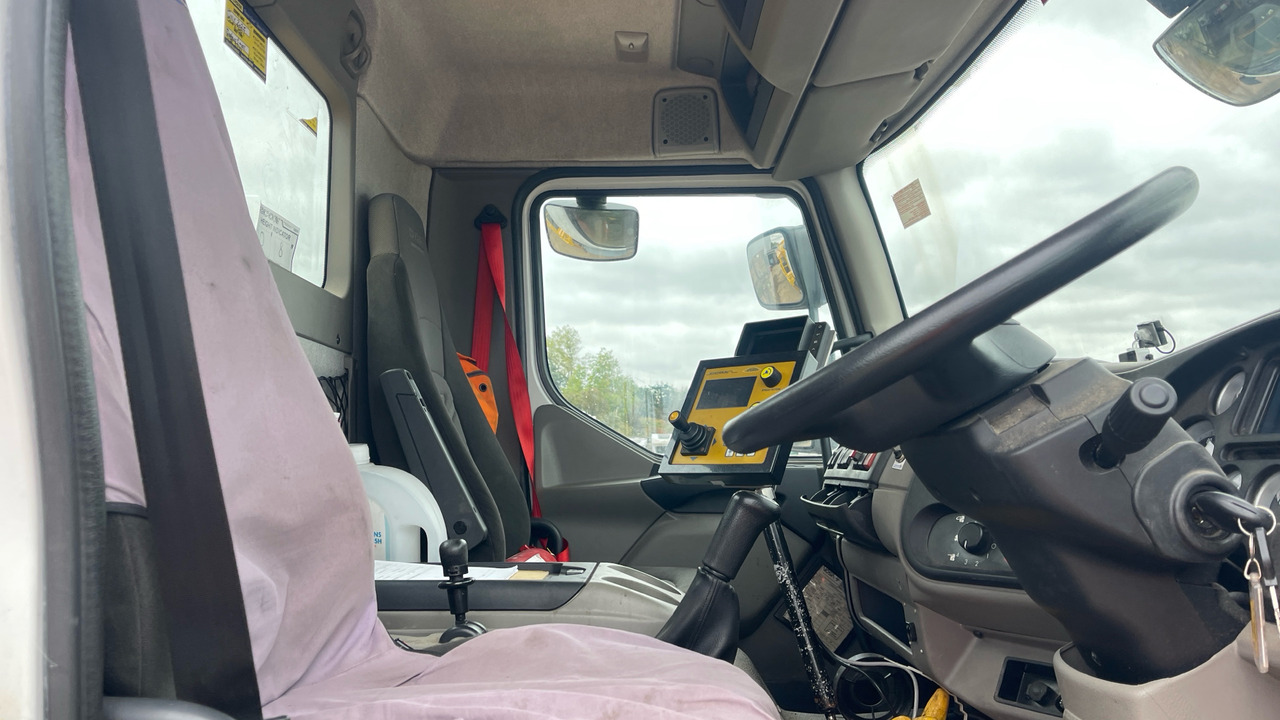 DAF LF 55.220 - Makinë për heqjen e borës: foto 5 DAF LF 55.220 - Makinë për heqjen e borës: foto 5