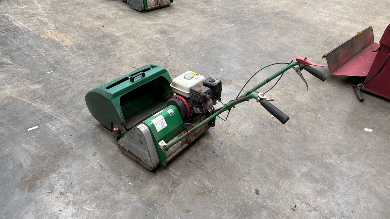 DENNIS FT20 PEDESTRIAN CYLINDER MOWER WITH 5K UNIT AND GRASS BOX - Korrëse bari i kopshtit: foto 4 DENNIS FT20 PEDESTRIAN CYLINDER MOWER WITH 5K UNIT AND GRASS BOX - Korrëse bari i kopshtit: foto 4