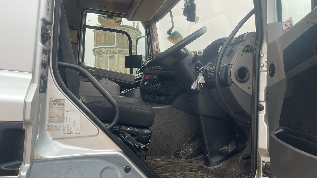 Daf CF 260 - Kamion me tendë: foto 5 Daf CF 260 - Kamion me tendë: foto 5