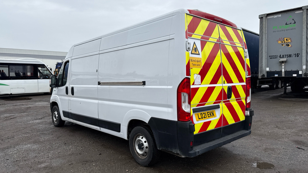 FIAT DUCATO 35 2.3 MULTIJET TECNICO 140PS - Furgon: foto 3 FIAT DUCATO 35 2.3 MULTIJET TECNICO 140PS - Furgon: foto 3