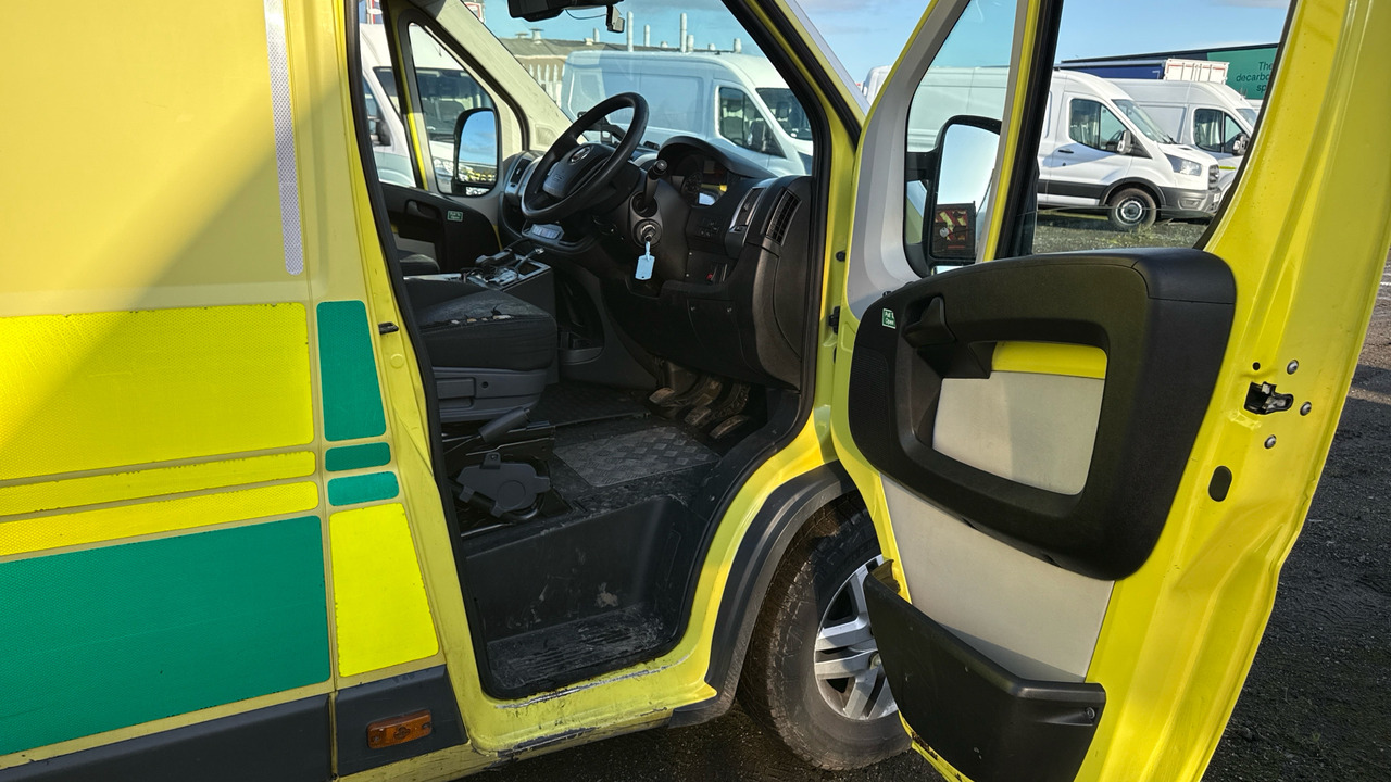 FIAT DUCATO 42 2.3 MULTIJET II - Ambulancë: foto 5 FIAT DUCATO 42 2.3 MULTIJET II - Ambulancë: foto 5