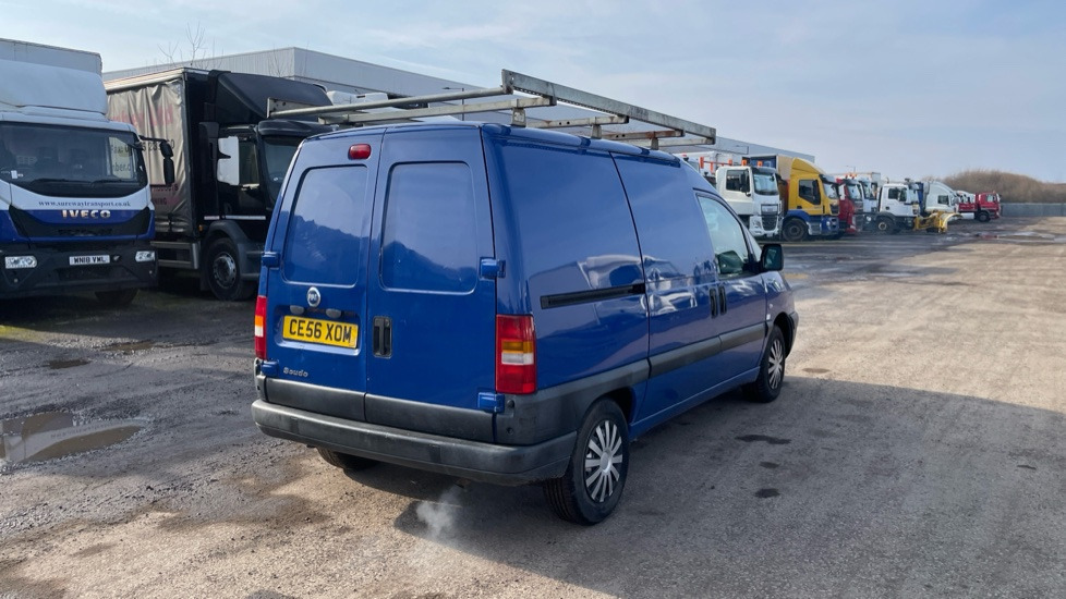 FIAT SCUDO D 1.9 - Furgon: foto 4 FIAT SCUDO D 1.9 - Furgon: foto 4