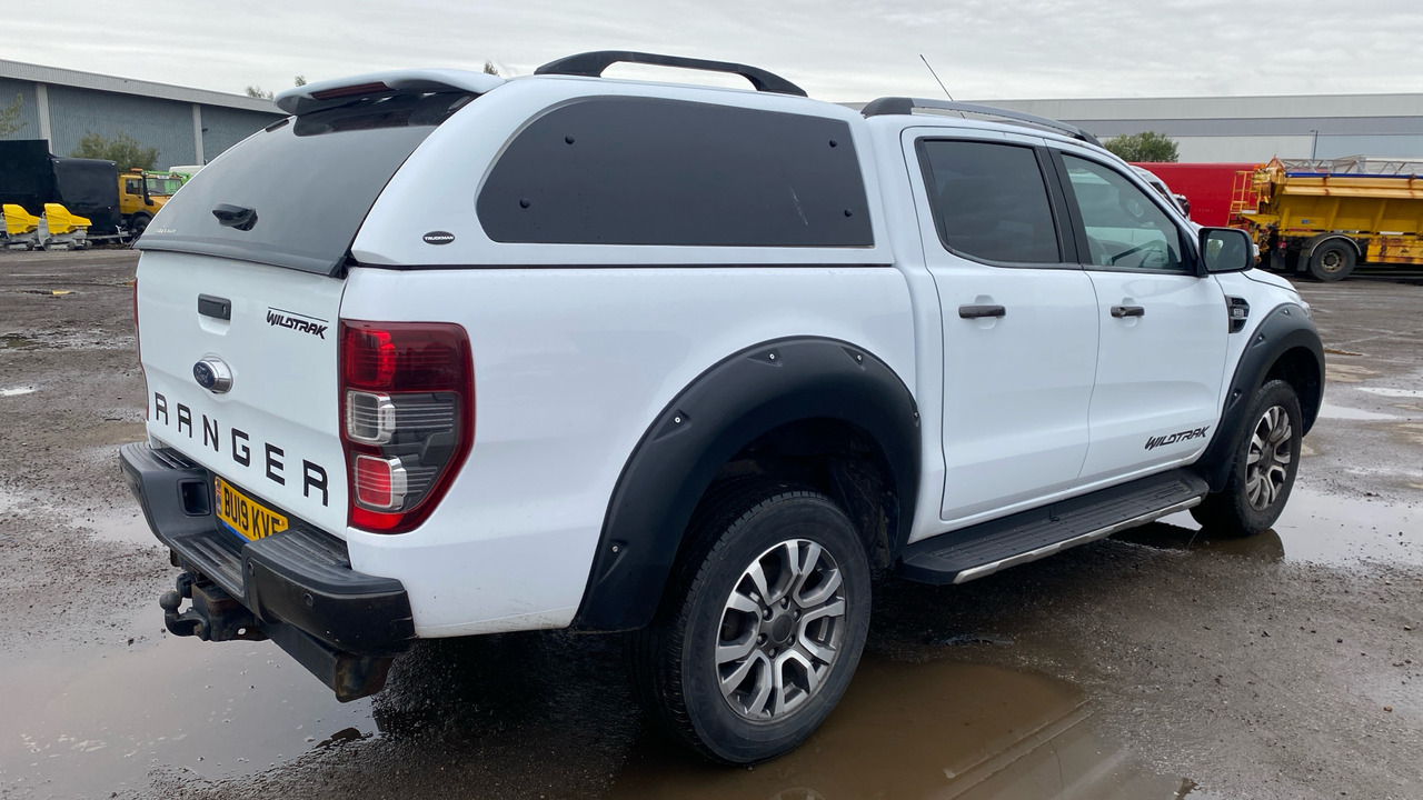 FORD RANGER Wildtrak 3.2 TDCi 200PS - Pick up, Kamioncine dopio kabinë: foto 4 FORD RANGER Wildtrak 3.2 TDCi 200PS - Pick up, Kamioncine dopio kabinë: foto 4