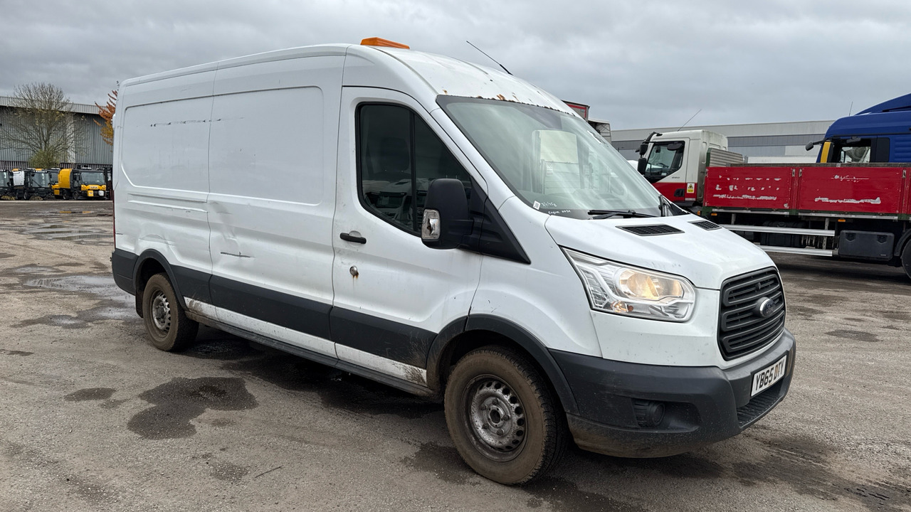 FORD TRANSIT 350 2.2 TDCi 125ps - Furgon: foto 1 FORD TRANSIT 350 2.2 TDCi 125ps - Furgon: foto 1