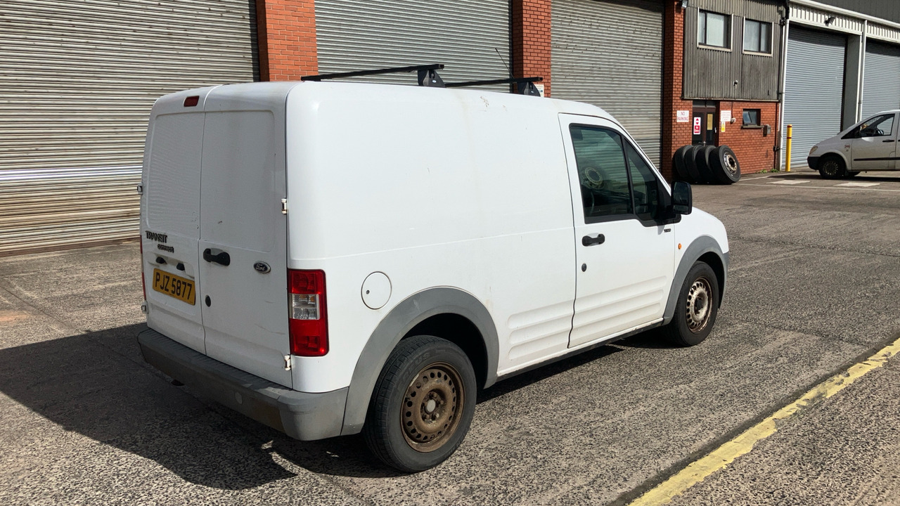 FORD TRANSIT CONNECT T200 1.8 TDCI 75PS - Furgon i vogël: foto 4 FORD TRANSIT CONNECT T200 1.8 TDCI 75PS - Furgon i vogël: foto 4
