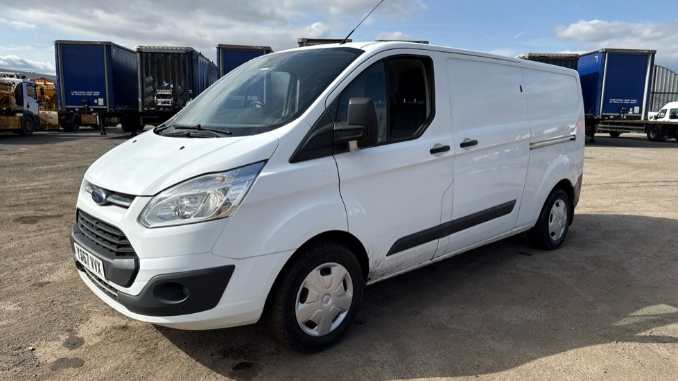 FORD TRANSIT CUSTOM 340 2.0 TDCI 130PS - Furgon i vogël: foto 2 FORD TRANSIT CUSTOM 340 2.0 TDCI 130PS - Furgon i vogël: foto 2