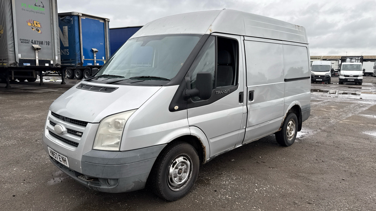 FORD TRANSIT T260 2.2 130PS - Furgon: foto 2 FORD TRANSIT T260 2.2 130PS - Furgon: foto 2