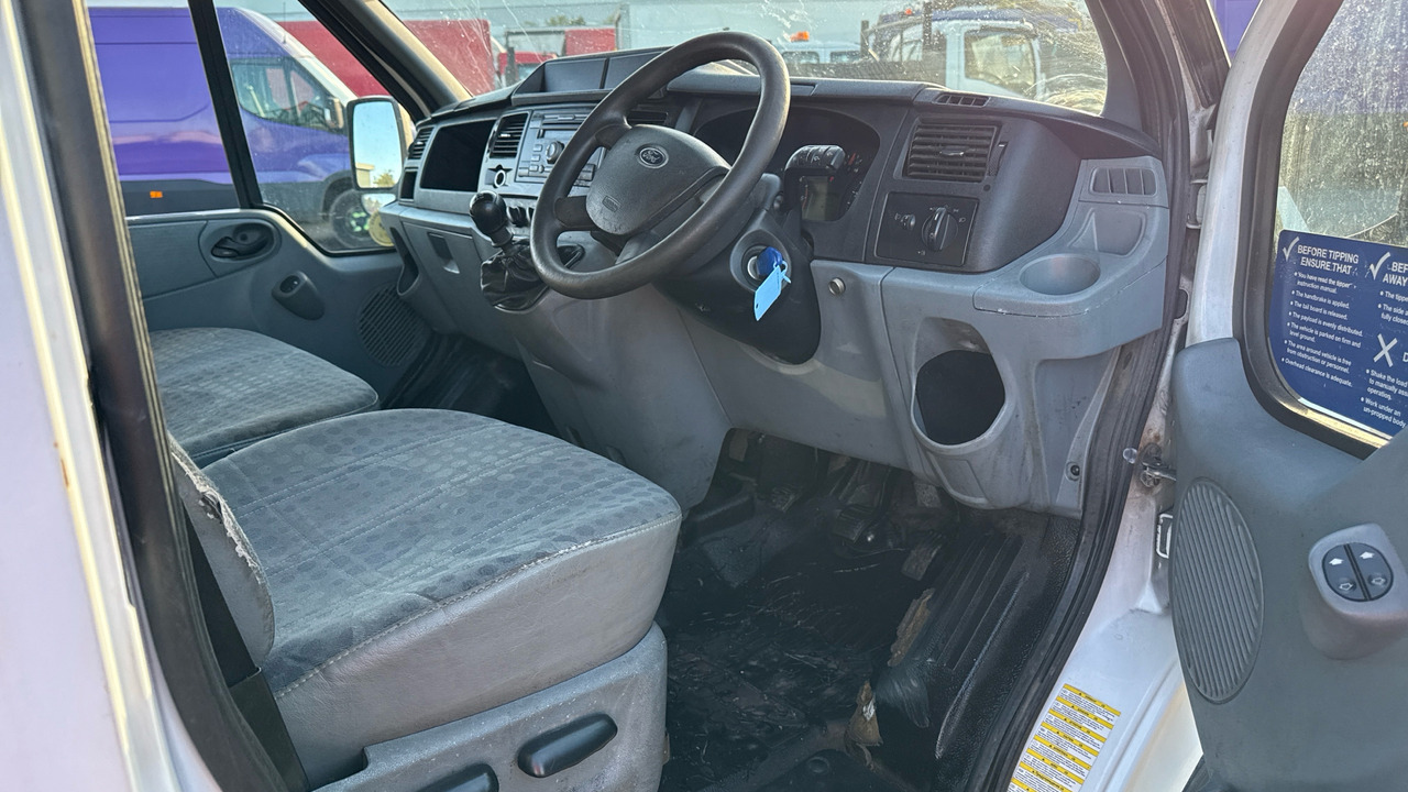 FORD TRANSIT T350 TDCi 125ps - Kamioncine vetëshkarkuese: foto 5 FORD TRANSIT T350 TDCi 125ps - Kamioncine vetëshkarkuese: foto 5